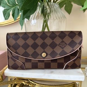 Authentic Louis Vuitton Damier Portefeuille Caissa Rose Bifold Wallet CA2118